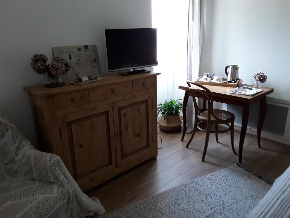 Jalogny "La Charme" B&B 외부 사진